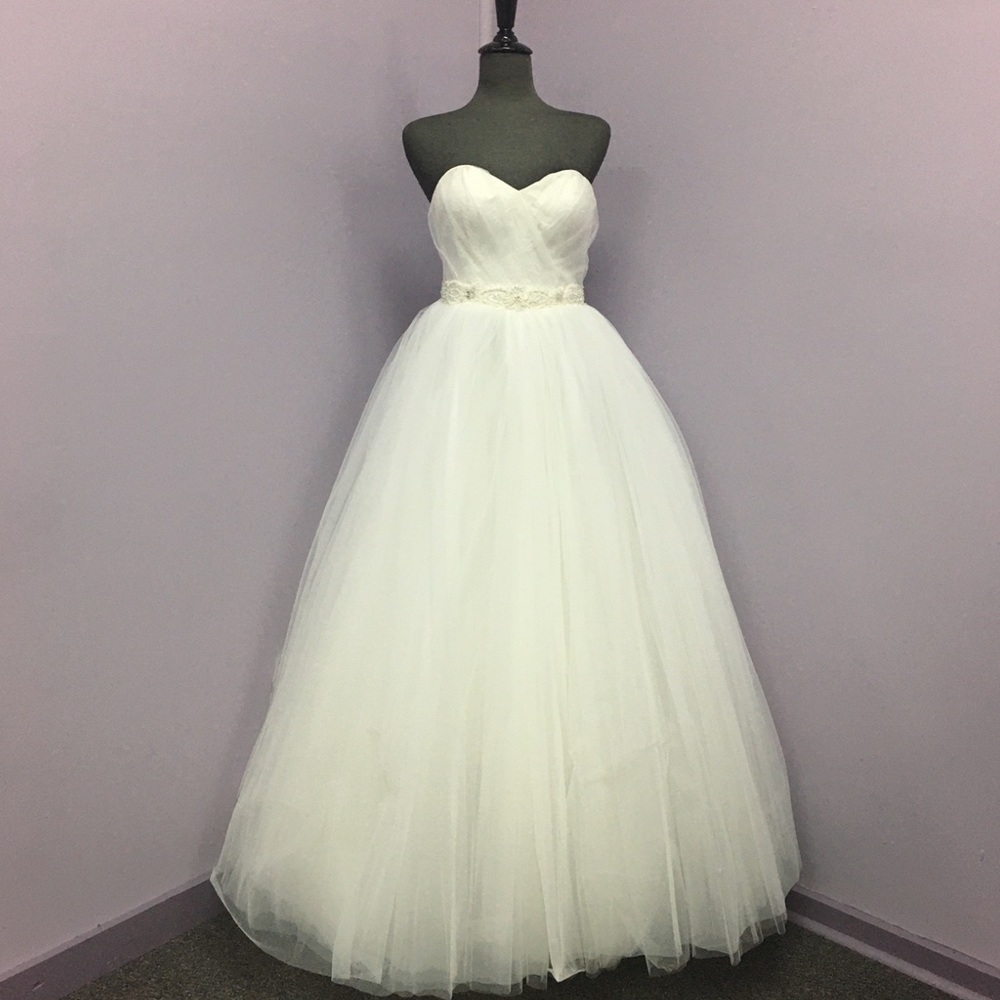 Victoria Soprano - Style- 7117 - Size 12 - Ivory